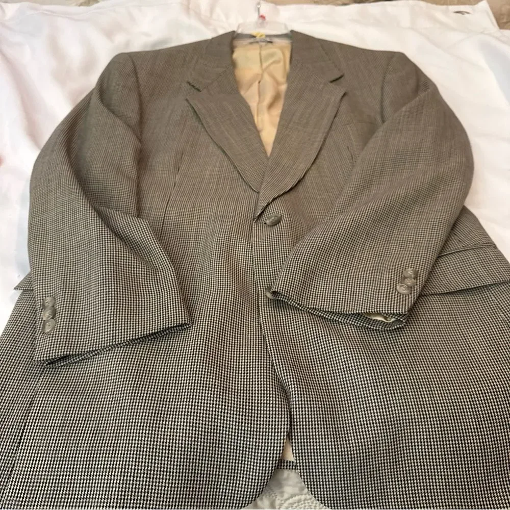 Hart Schaffner Marx Classic Gray Blazer
